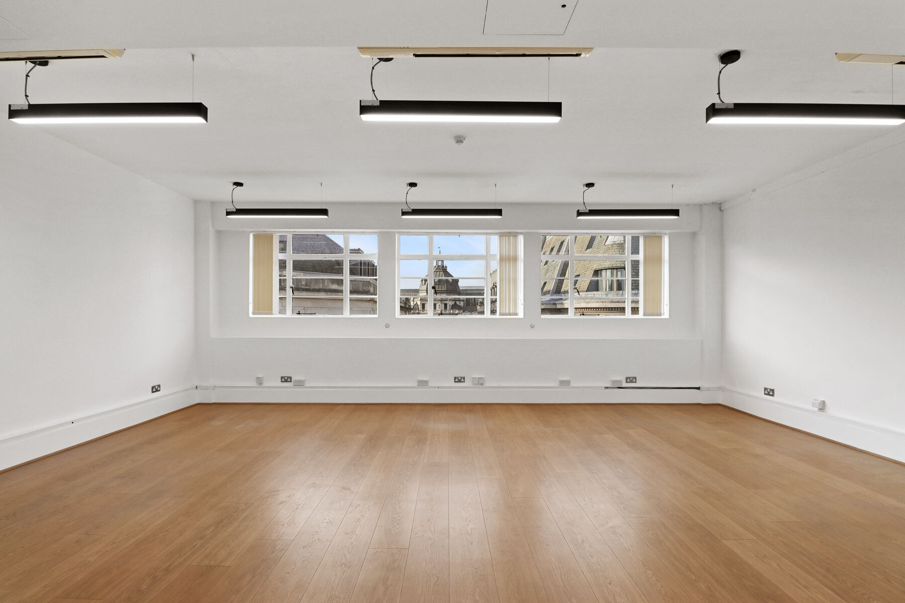 Office Space 9 Argyll Street - Image 9