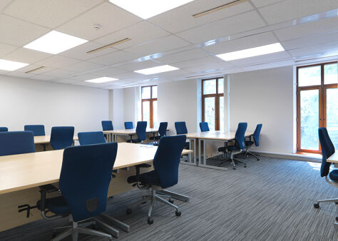 Office Space Pennine Place - Image 9