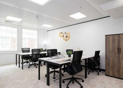 Office Space North Row - Image 6