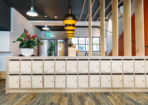 Office Space Number 32 - Image 7