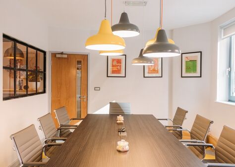 Office Space Number 32 - Image 4