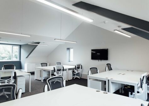 Office Space Number 32 - Image 2