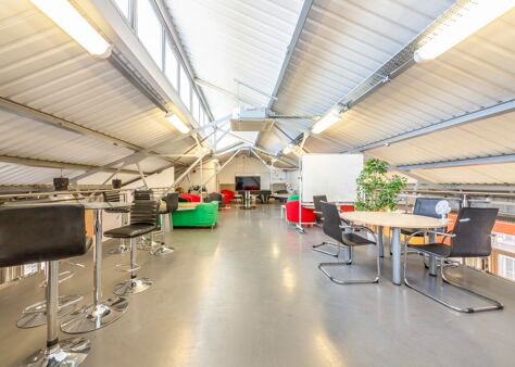 Office Space 21 Queen Elizabeth Street - Image 5