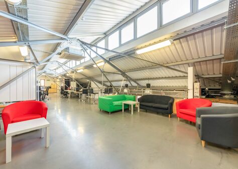 Office Space 21 Queen Elizabeth Street - Image 4