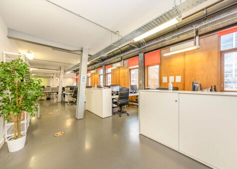 Office Space 21 Queen Elizabeth Street - Image 3