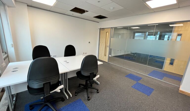 Office Space Barts House  - Image 3