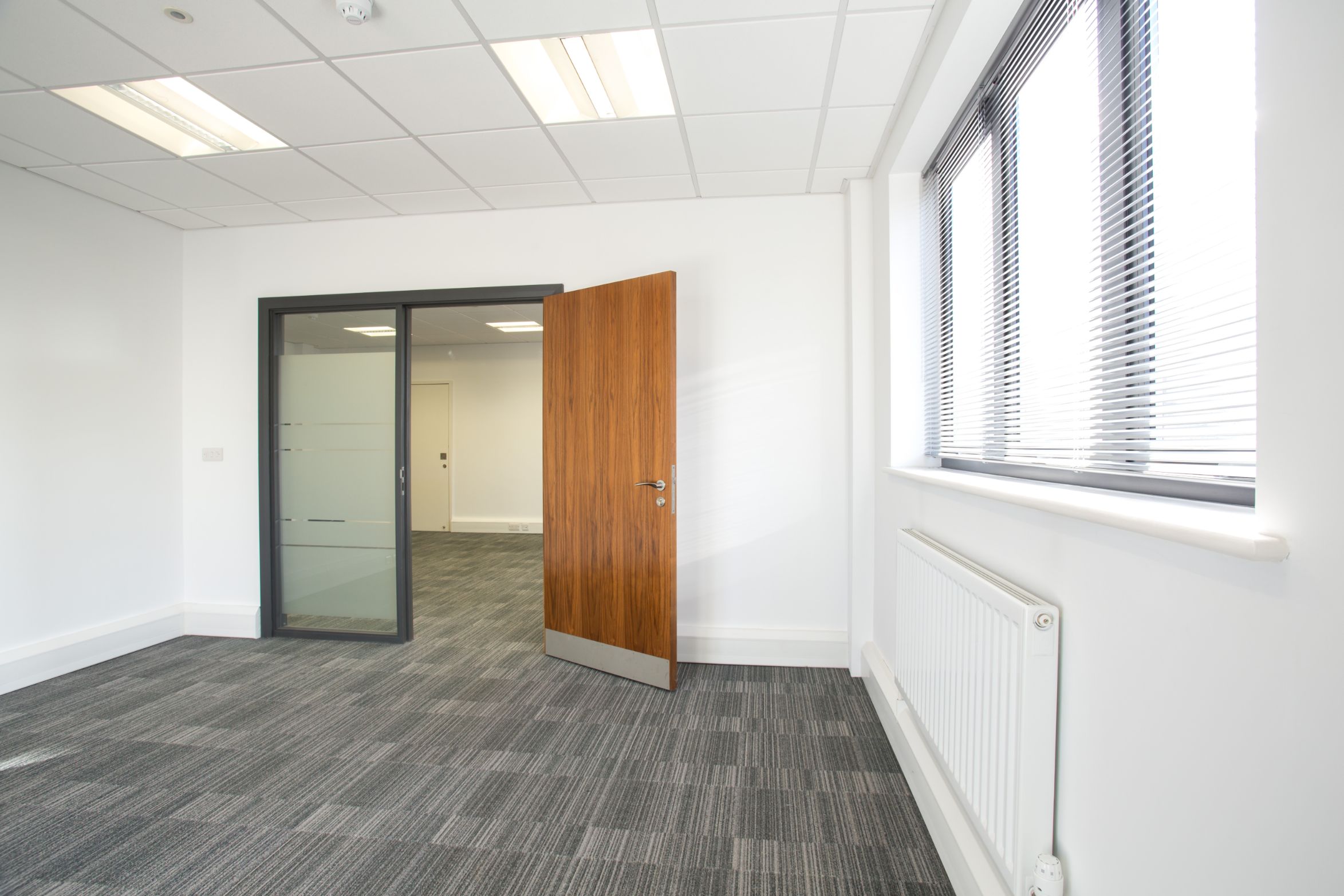 Office Space Oldbury - Image 8