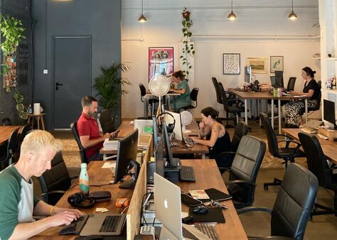 Office Space Another Place - Image 6