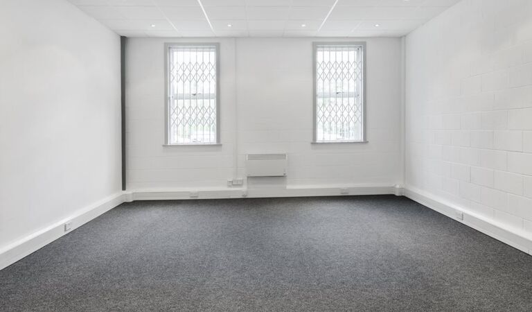 Office Space The Shaftesbury Centre - Image 3
