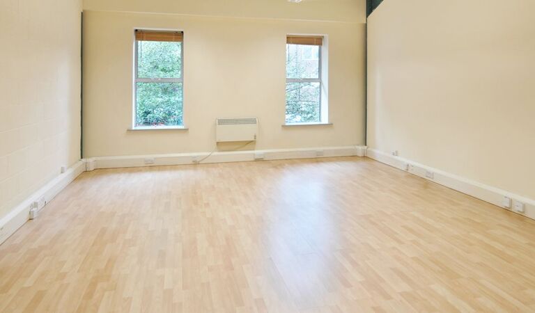 Office Space The Shaftesbury Centre - Image 2