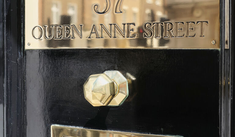 Office Space 37 Queen Anne Street  - Image 2