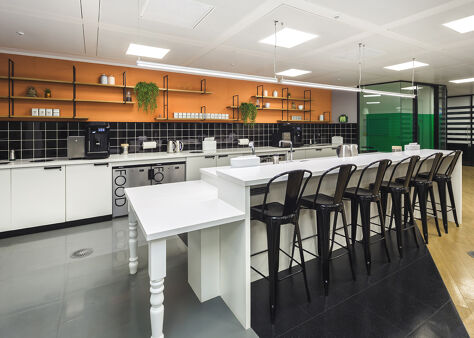 Office Space Cannon Street - Image 6