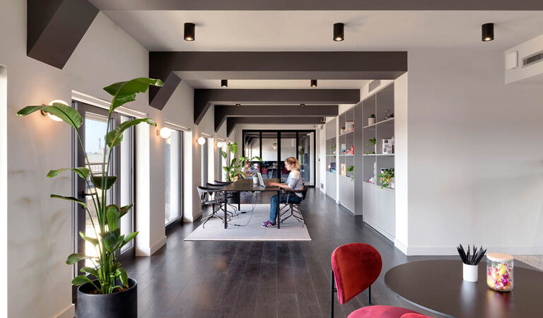 Image #4 of Tintagel House