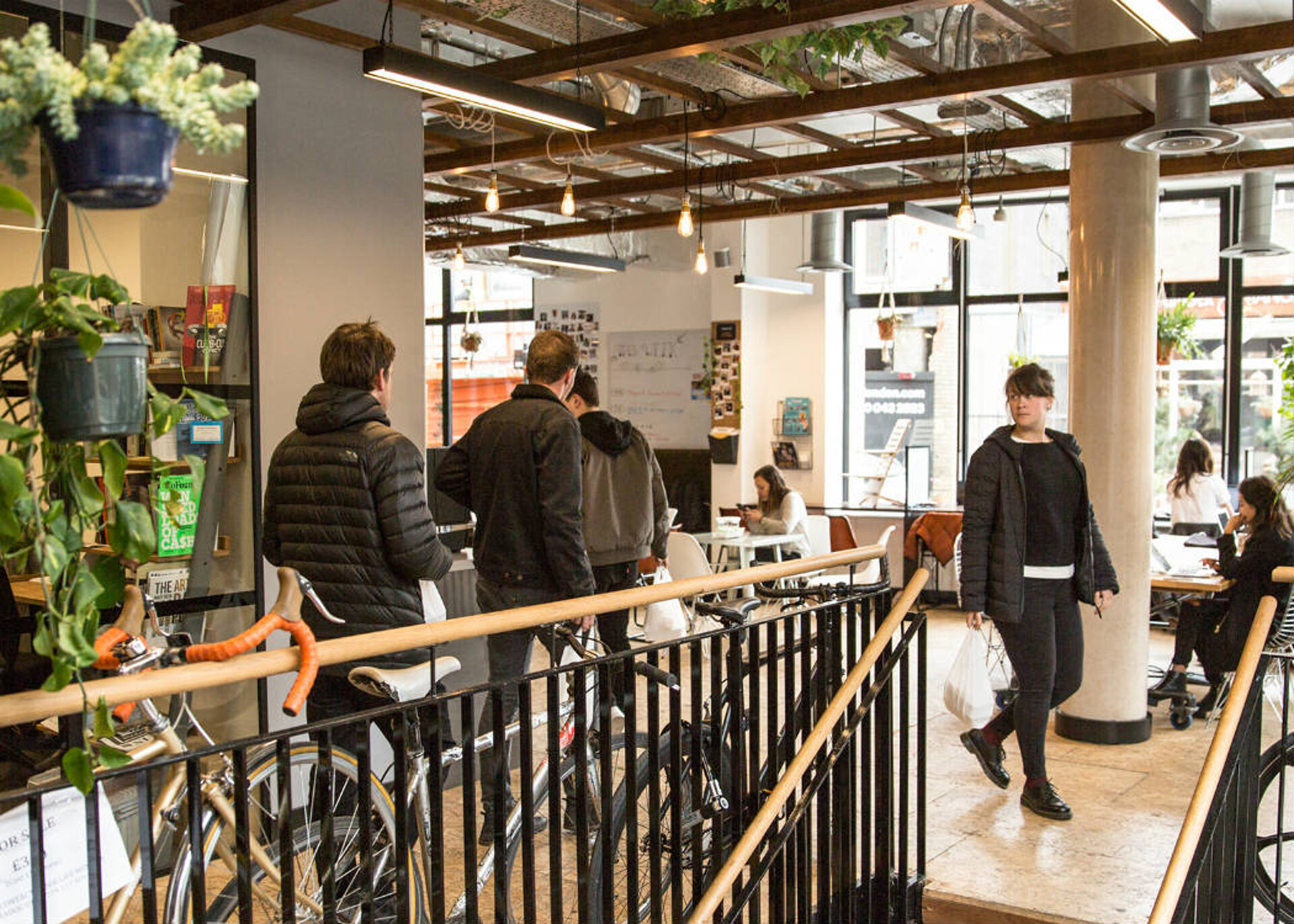 Image #2 of 1E Mentmore Terrace