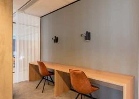 Office Space Edmund House - Image 14