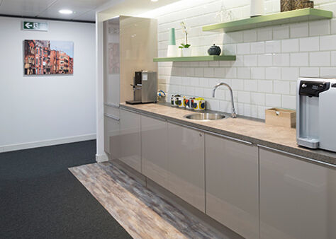 Office Space Edmund House - Image 5