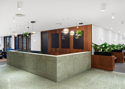 Office Space One Canada Square - Image 24