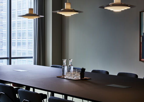 Office Space One Canada Square - Image 1