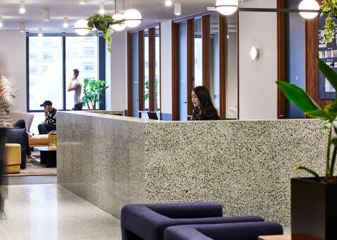 Office Space One Canada Square - Image 23