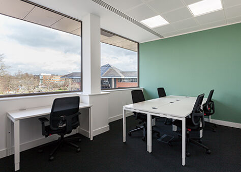 Office Space Gatwick Airport Manor Royal - Image 4
