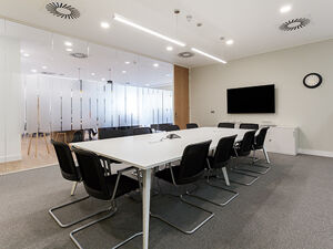 Office Space Gatwick Airport Manor Royal - Image 3