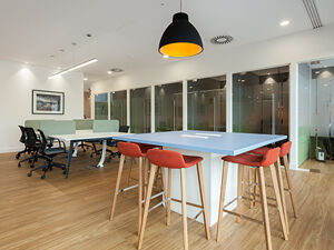 Office Space Gatwick Airport Manor Royal - Image 9