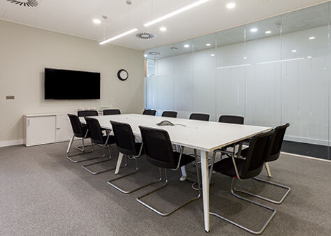 Office Space Gatwick Airport Manor Royal - Image 7