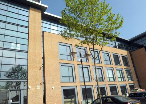 Office Space Camberley - Image 3