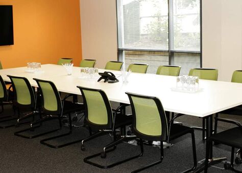 Office Space Camberley - Image 2