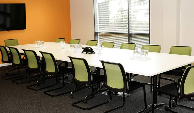 Office Space Camberley - Image 2