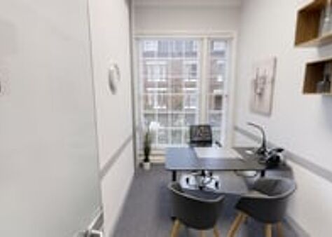 Office Space Director General's House - Image 4