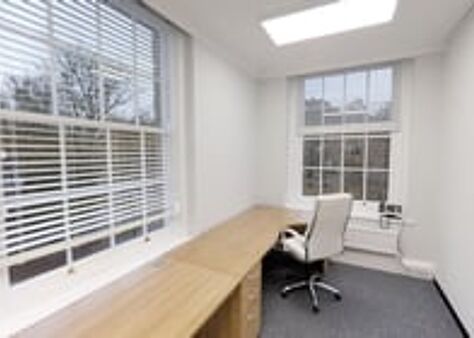 Office Space Director General's House - Image 9