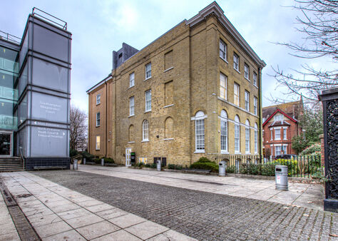 Office Space Director General's House - Image 10