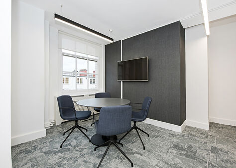 Office Space Linen Hall - Image 10