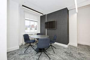 Office Space Linen Hall - Image 10