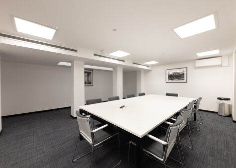Office Space 34-36 Grays Inn Road - Image 15