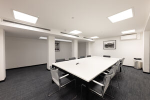 Office Space 34-36 Grays Inn Road - Image 15