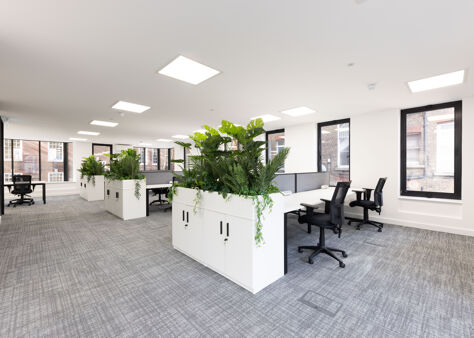 Office Space 34-36 Grays Inn Road - Image 11