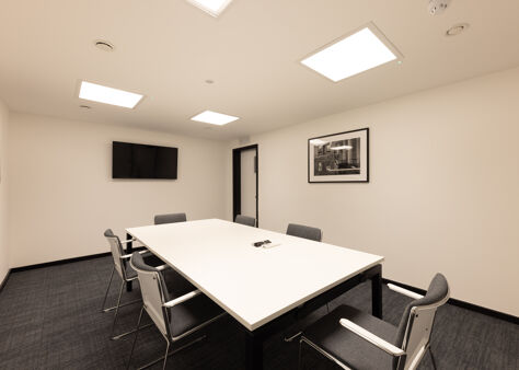 Office Space 34-36 Grays Inn Road - Image 14
