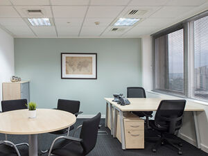 Office Space Brunel House - Image 4