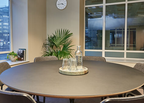 Office Space Aire Street - Image 11