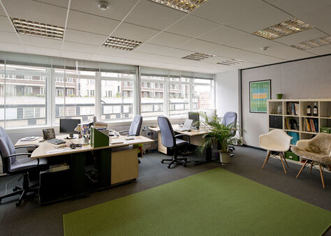 Office Space Barkat House - Image 5