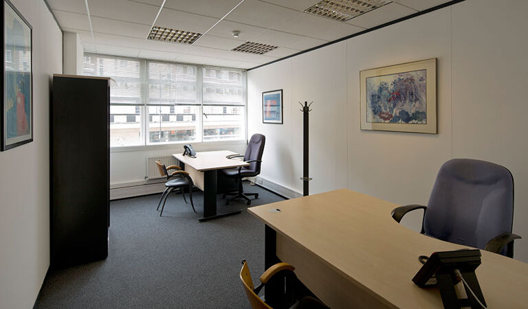 Office Space Barkat House - Image 4