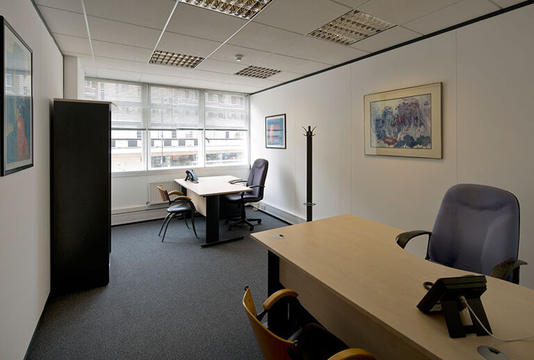 Office Space Barkat House - Image 4