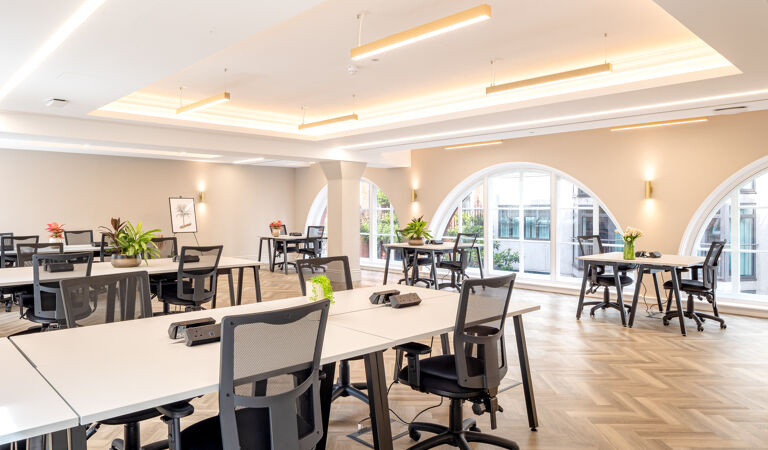 Office Space 117 Piccadilly - Image 2