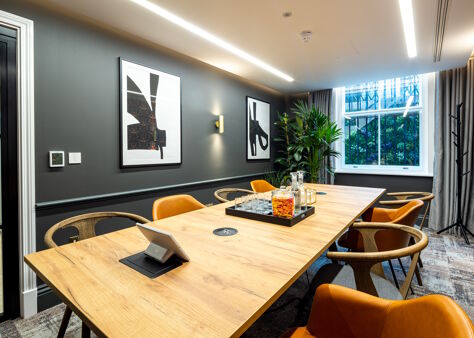 Office Space 117 Piccadilly - Image 9