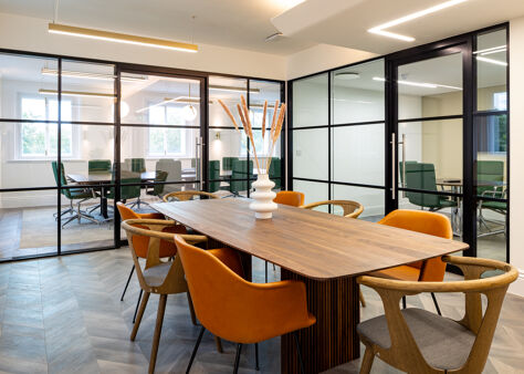 Office Space 117 Piccadilly - Image 6