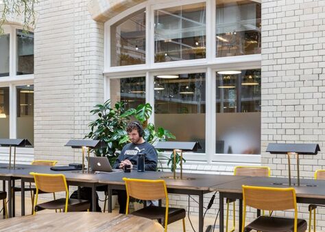 Office Space 3 Waterhouse Square - Image 8