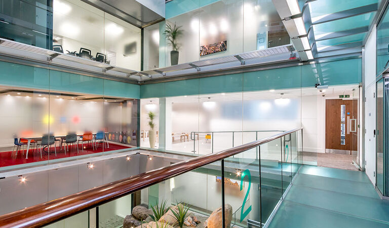 Image #3 of 48 Warwick Street