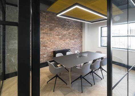 Office Space 43 Eagle Street - Image 2